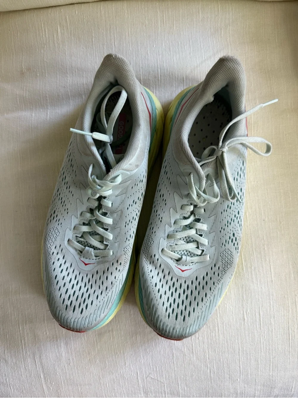 Hoka One One Clifton 7 running shoes in a light mint green colorway size 9.5 - Picture 5 of 9